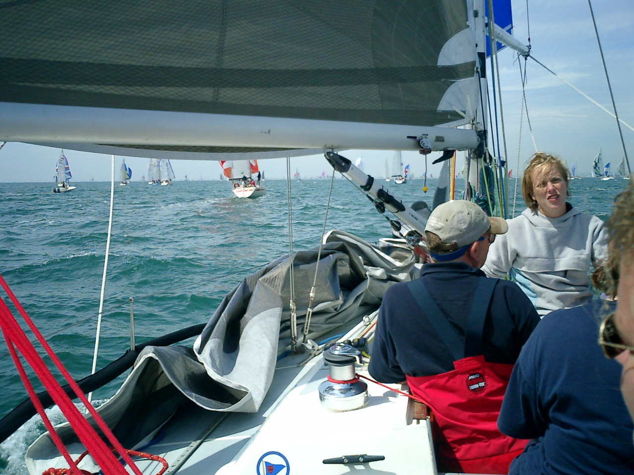 round the Ledge and still plenty of boats front..